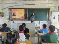 以生为本，以读促悟