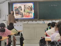 激情于课堂，潜心于教研