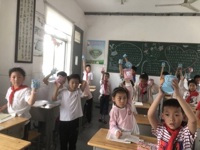 关爱留守儿童  传递幸福温度